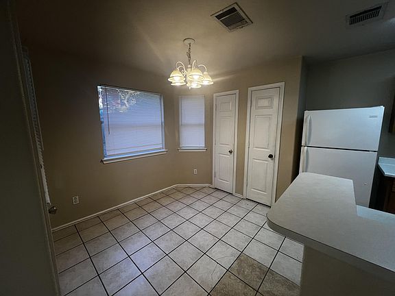 4th image of 849 Sagewood Trl
