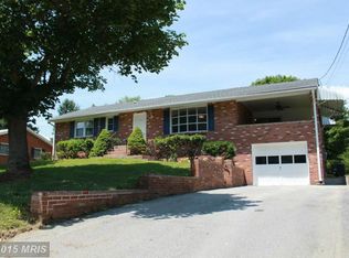 561 Fox Dr, Winchester, VA 22601