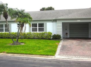 8252 Annwood Rd, Seminole, FL 33777