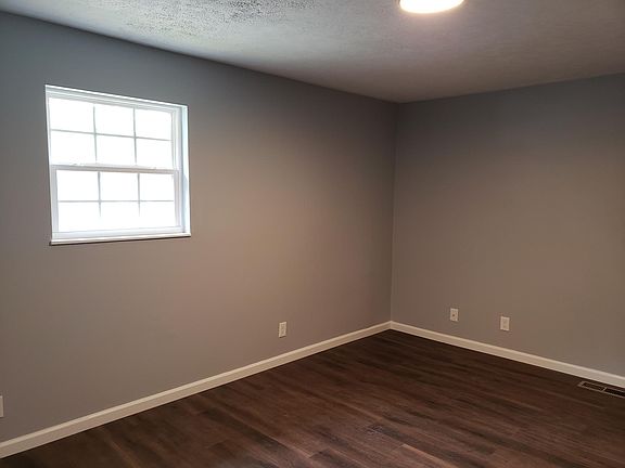 2nd image of 780 Vista St #780