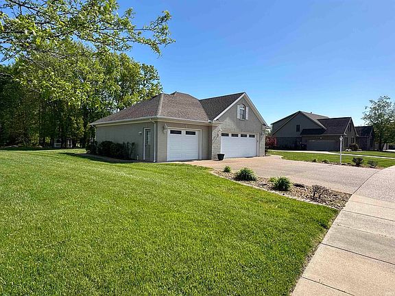 2nd image of 2730 Thornhill Dr