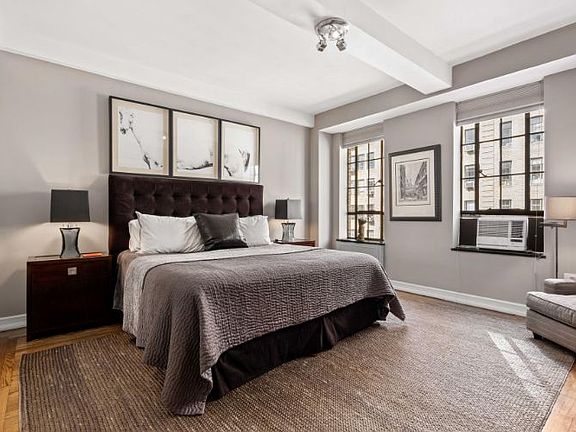 4th image of 353 W 56th St APT 10