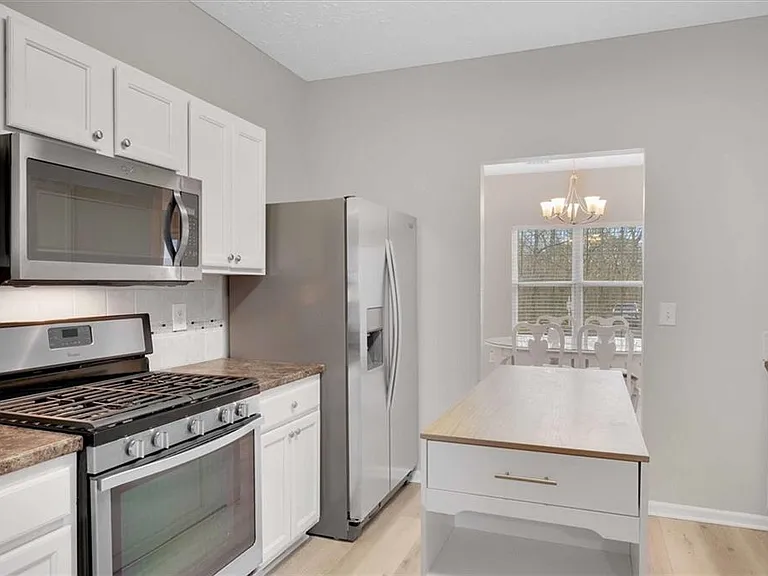 940 Tree Creek Blvd — Photo 13