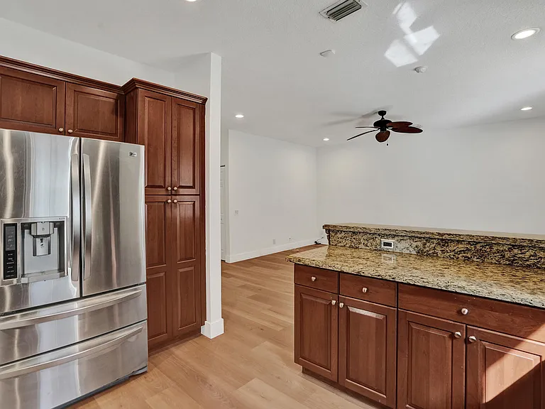 4214 NW 38th Dr — Photo 23