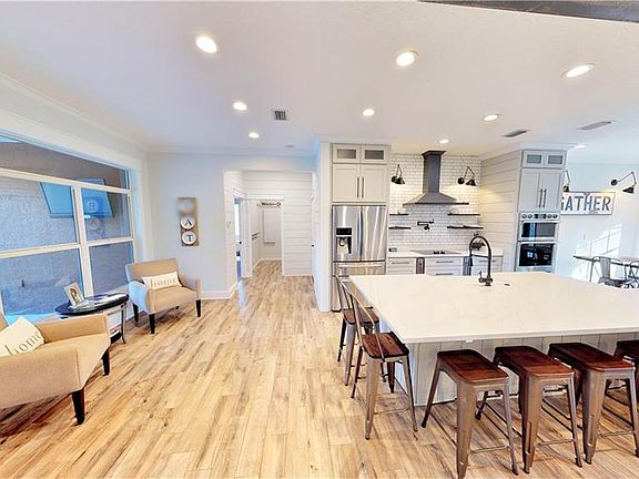 3rd image of 7222 125th St #A