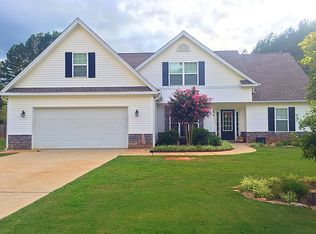 282 Richmond Dr, Social Circle, GA 30025