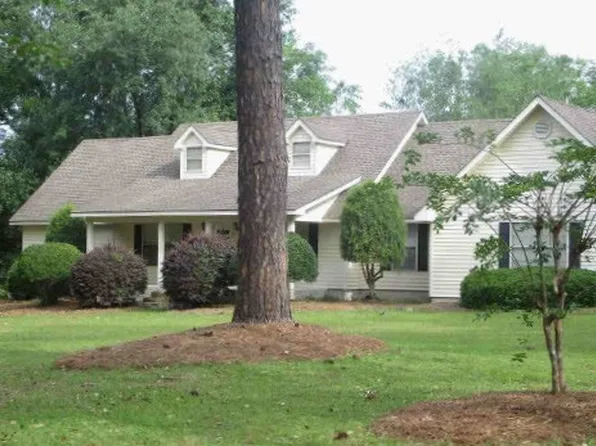 765 Old Berlin Rd, Moultrie, GA 31788