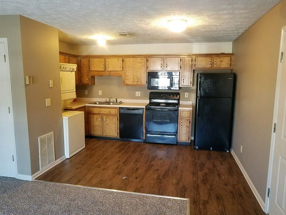 1st image of 3244 Tower Dr
