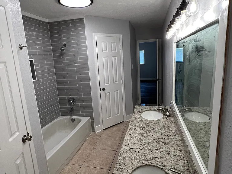 11008 Panicum Ct — Photo 13
