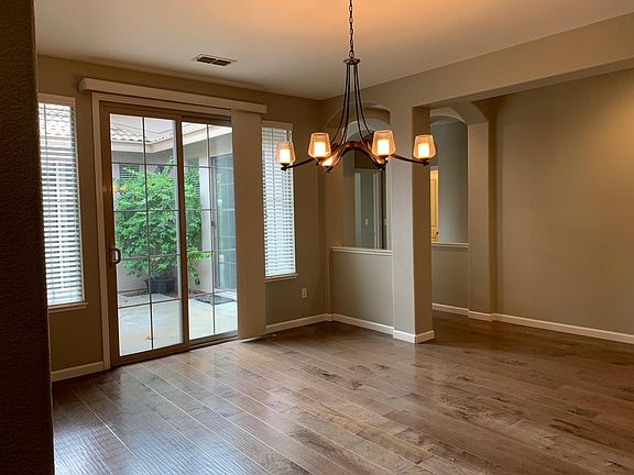 5th image of 4139 Arenzano Way