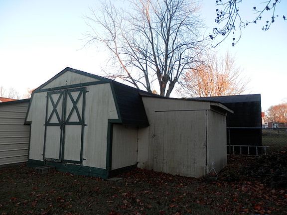 4th image of 113 Travelers Ln