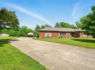 564 Penright Ct, Indianapolis, IN 46217