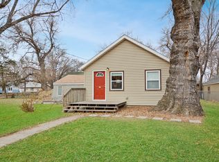 306 NE Laurent St, Topeka, KS 66608