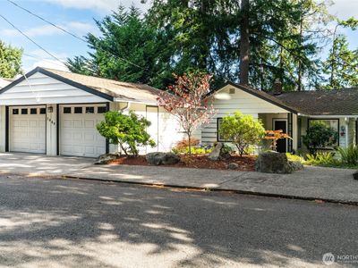 2008 Madrona Point Drive, Bremerton, WA, 98312