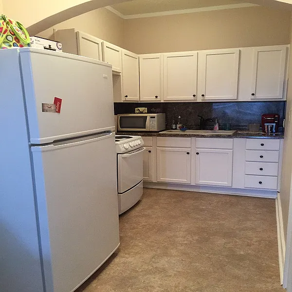 Studio, $675 — Photo 2