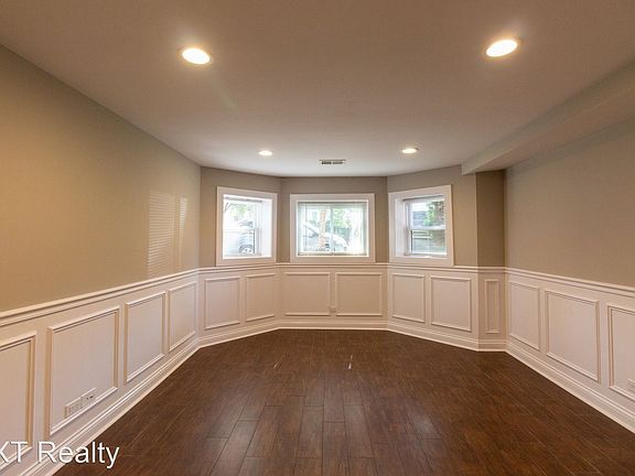 2nd image of 3318-20 N Albany Ave #7780573