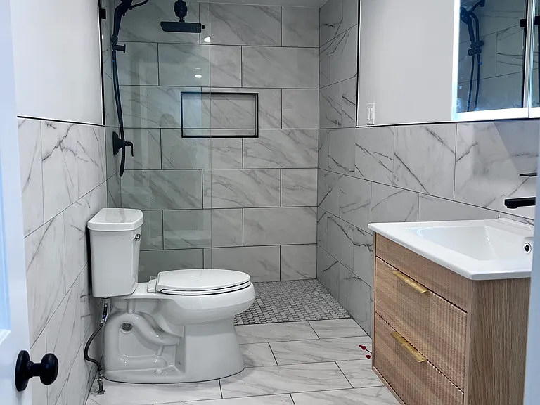 522 Independence Rd #2 — Photo 5