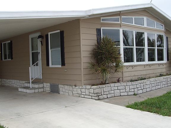 3rd image of 607 Sea Gull Dr