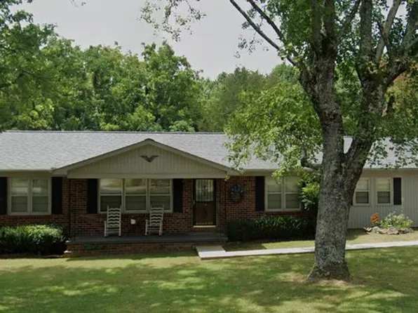 355 Nugget St, Sparta, TN 38583