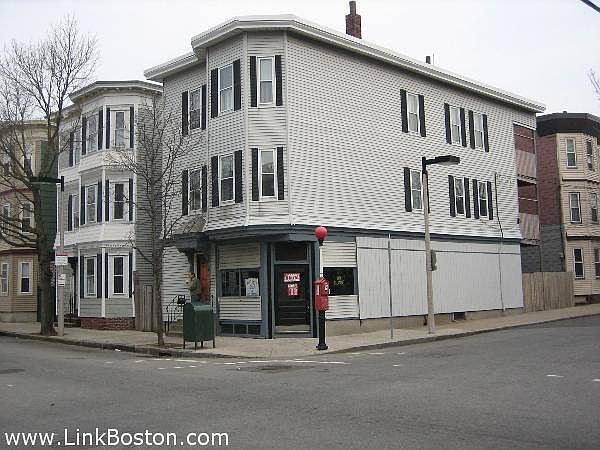 2nd image of 253-255 E St