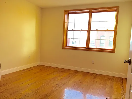 Rented by NY Space Finders Inc. | media 34