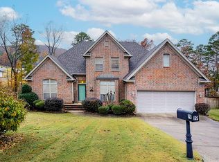 19 Challain Cv, Little Rock, AR 72223