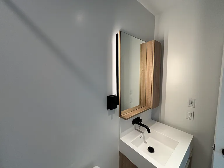 117 Broadway Ave — Photo 19