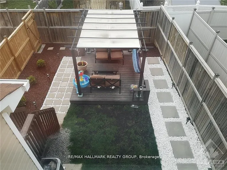 110 Garrity Cres — Photo 17