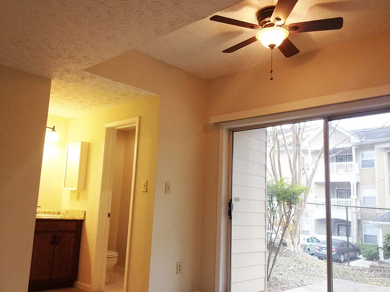 2030 Defoor Ave NW #D10 — Photo 6