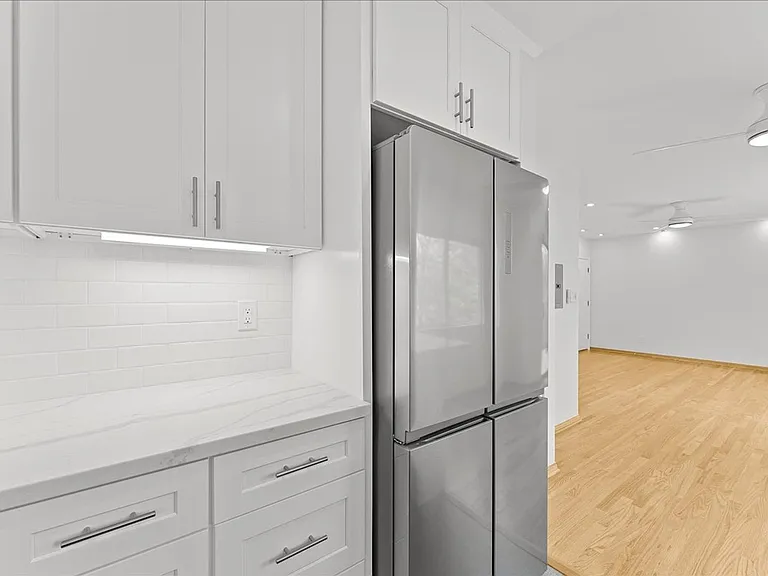 1701 Washington Way #10 — Photo 6