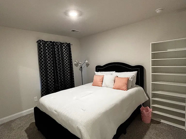 4940 E Ridge Dr — Photo 15