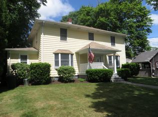 7 5th Ave, Narragansett, RI 02882