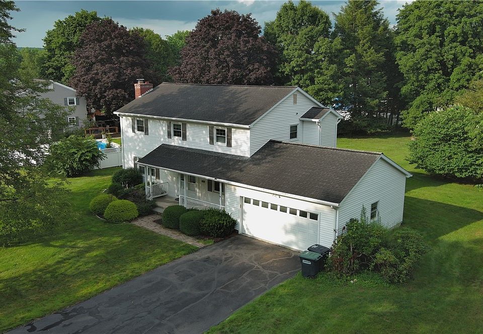 1st image of 53 Brookside Cir