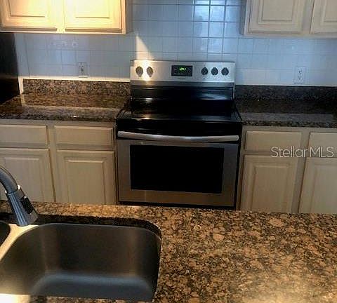 5th image of 413 Summit Ridge Pl APT 305