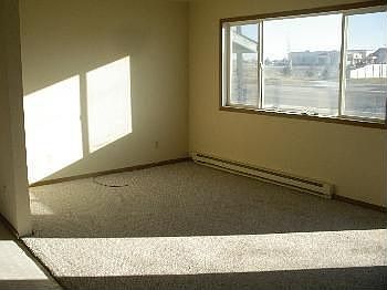 2nd image of 125 Orchard Dr