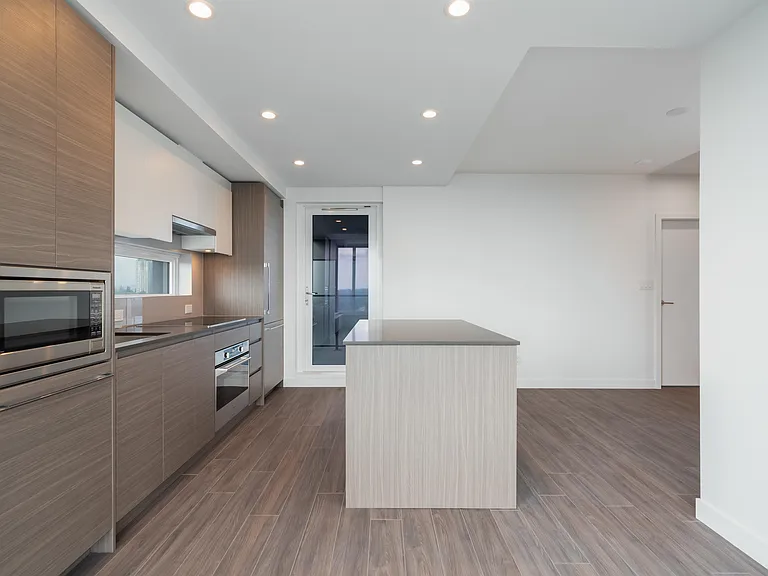 13615 Fraser Hwy #2403 — Photo 2
