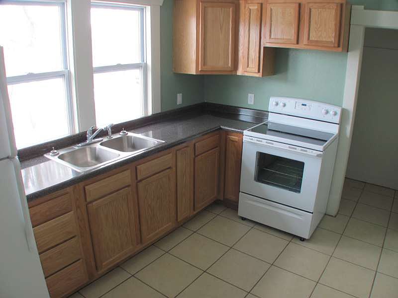 Ceramic Kitchen