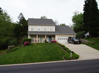 12319 Woodside Falls Rd, Pineville, NC 28134
