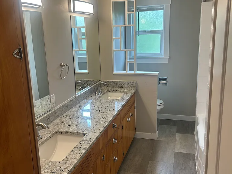4501 NE Everett Dr — Photo 11