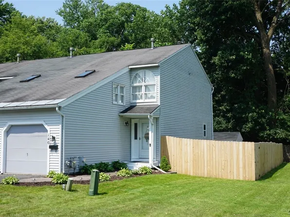 140 Memphis St, Liverpool, NY 13088