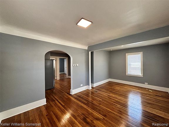 3rd image of 7028 Studebaker Ave