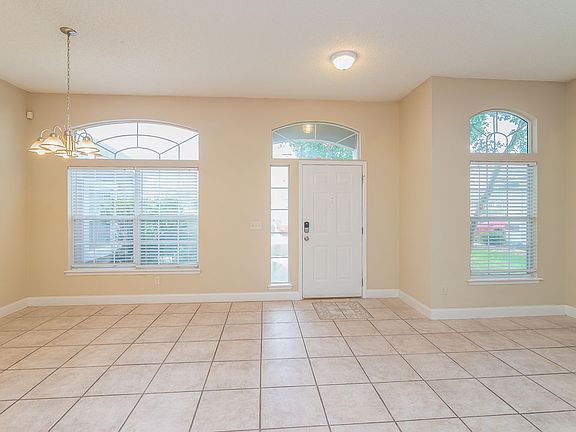 3rd image of 10773 Las Colinas Way