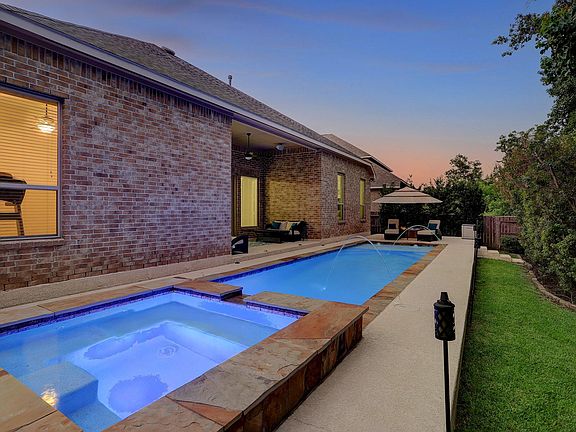 2nd image of 5906 Vineyard Creek Ln