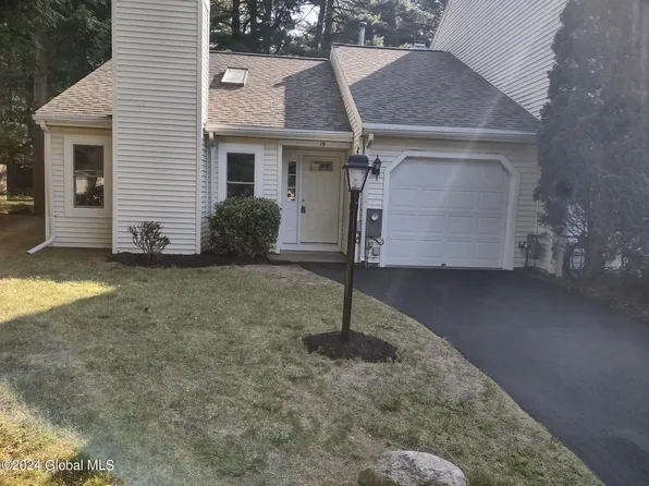 19 Old Mill Lane, Queensbury, NY 12804