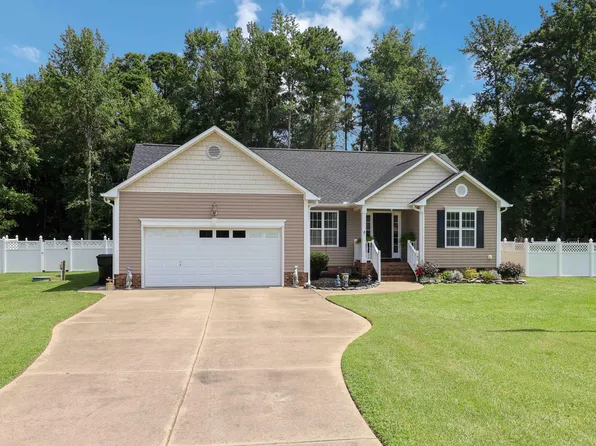187 Tangueray Dr, Smithfield, NC 27577