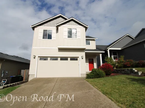 975 NE Pinebreak Dr, Estacada, OR 97023