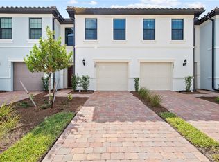 1648 Lake Jessup Cir, Cape Coral, FL 33909