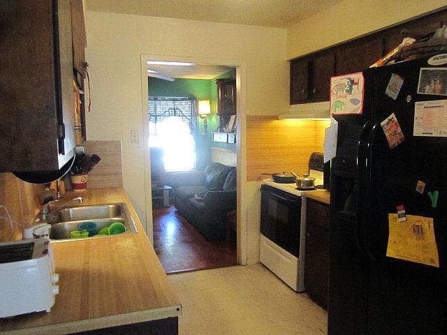 2nd image of 1034 N Church St