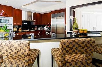 4th image of 6000 Island Blvd APT 705