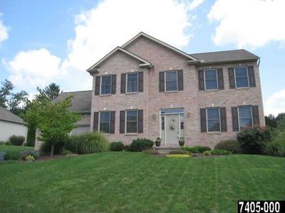 1510 Greenmeadow Dr, York, PA, 17408